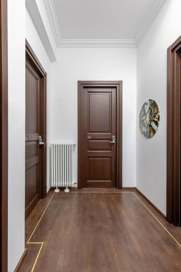 Holt Old Town Luxury Suites Bucareste Exterior foto